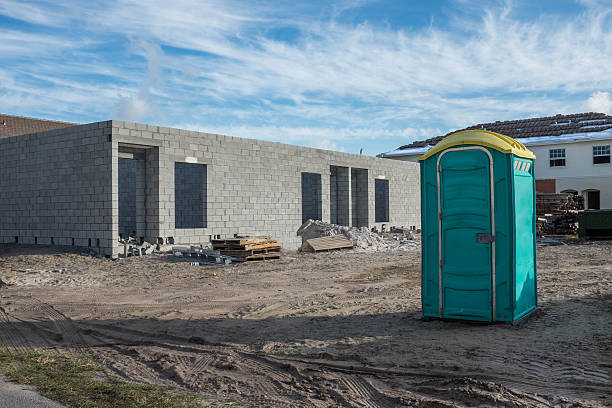 Best Porta potty rental near me  in South Roxana, IL